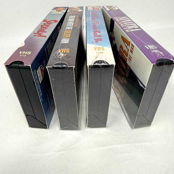 4 Tape Box Set Frank Sinatra The Sinatra Collection VHS VTG Movies Collect Music - Picture 9 of 9
